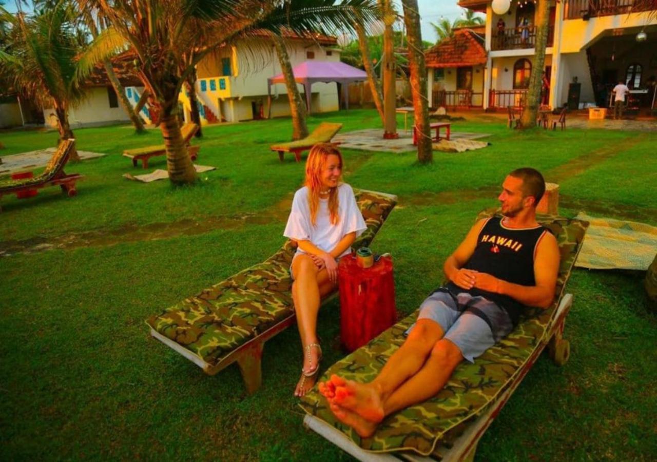 Nu-Vin Beach Hotel Аханґама Екстер'єр фото