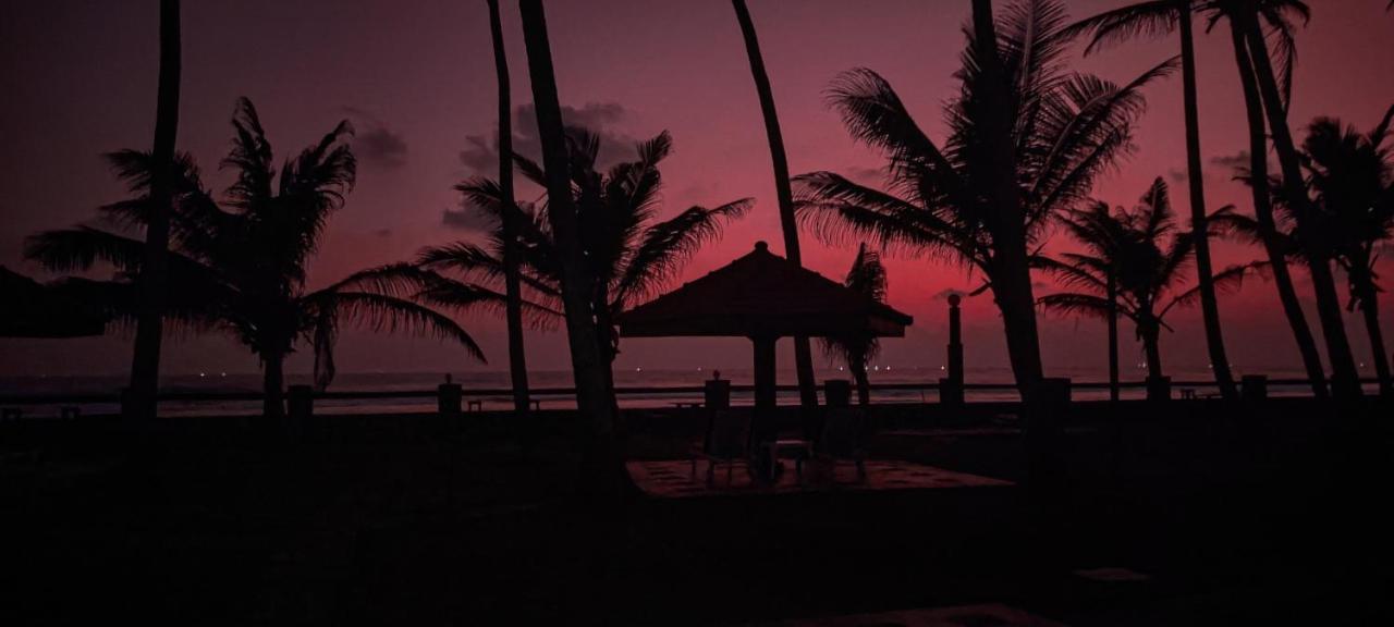 Nu-Vin Beach Hotel Аханґама Екстер'єр фото